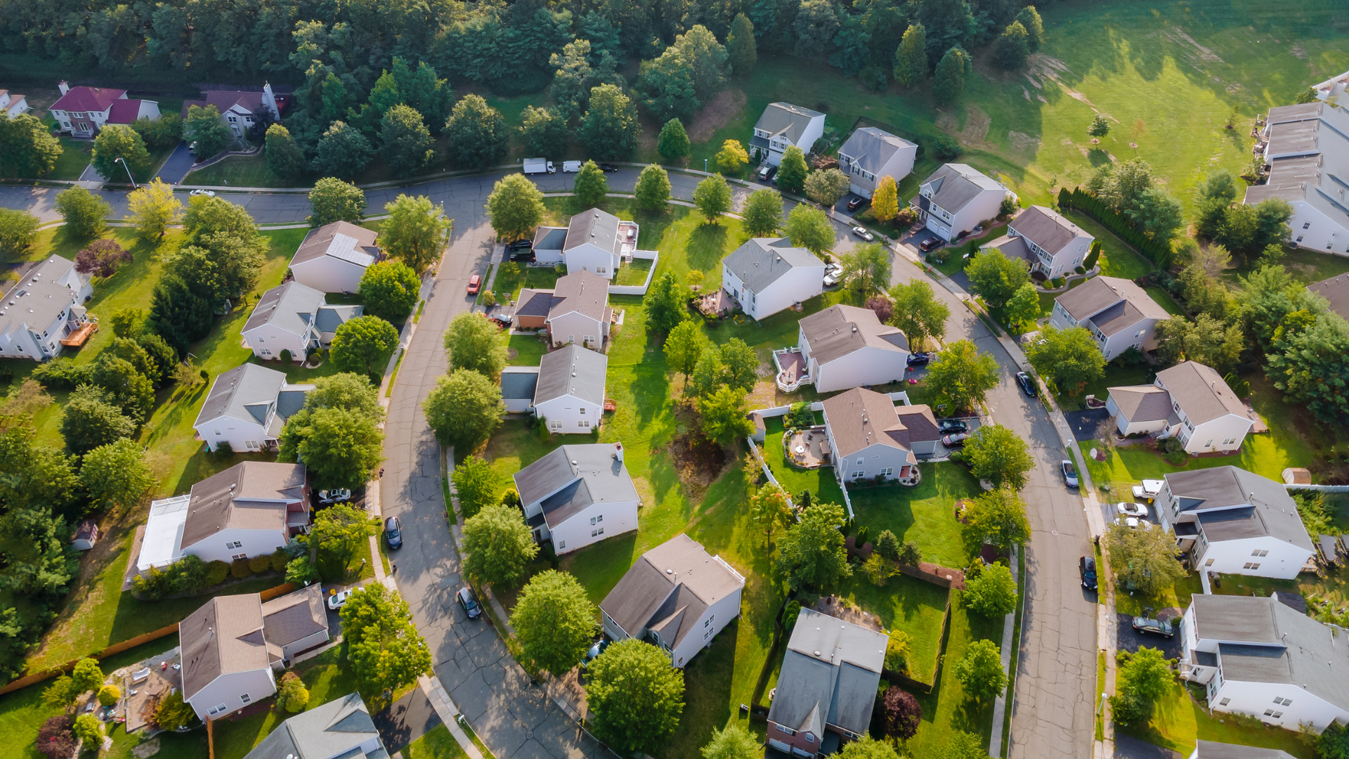 Neighborhood Guide: The Garden Suburbs of North Toronto