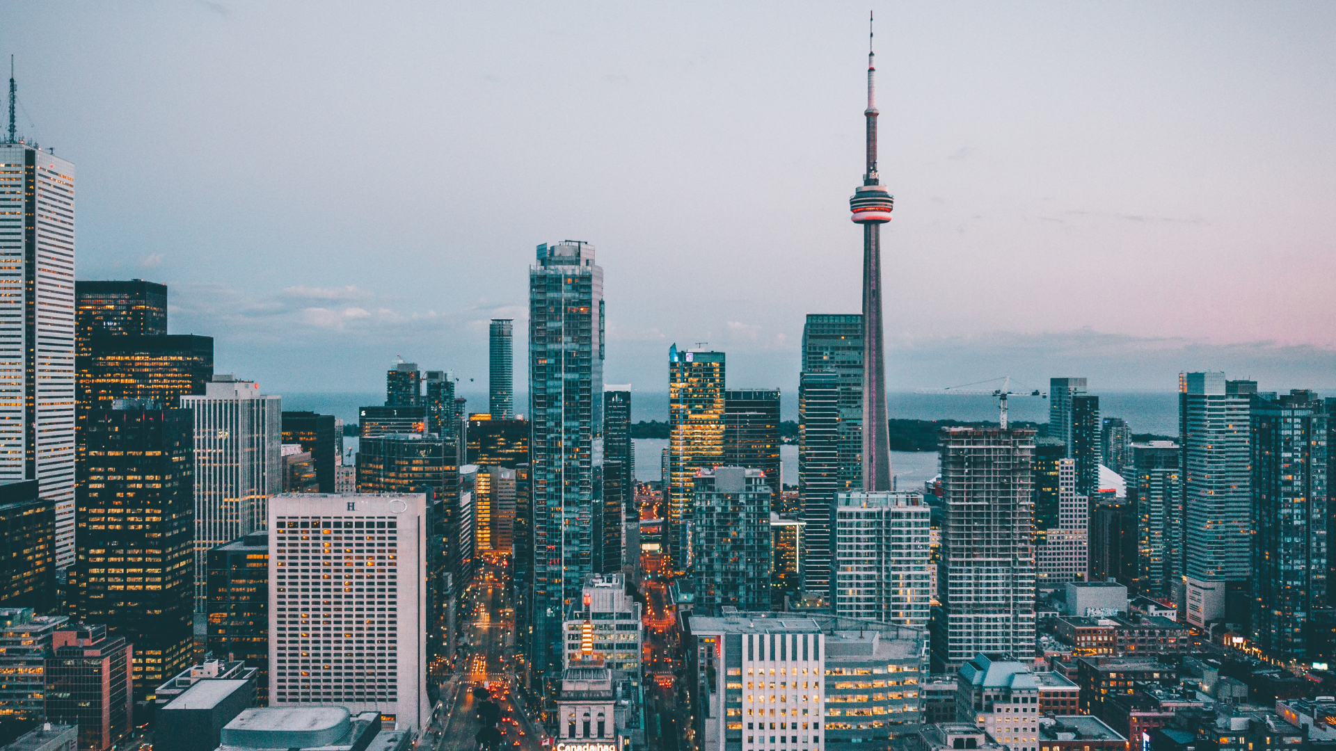 Neighborhood Guide: Midtown Momentum & Connectivity